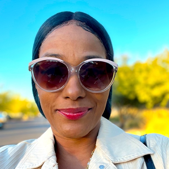 White framed Christian Dior sun glasses - Picture 1 of 1